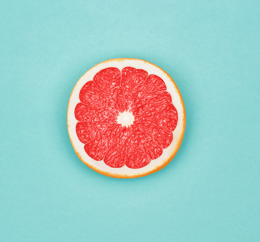 Photo of half a grapefruit to illustrate diet and weight management