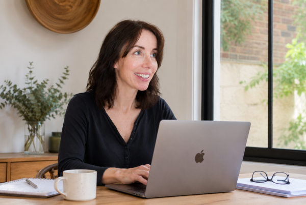 Registered nutritionist Roz Whitney working on DNA testing analysis.